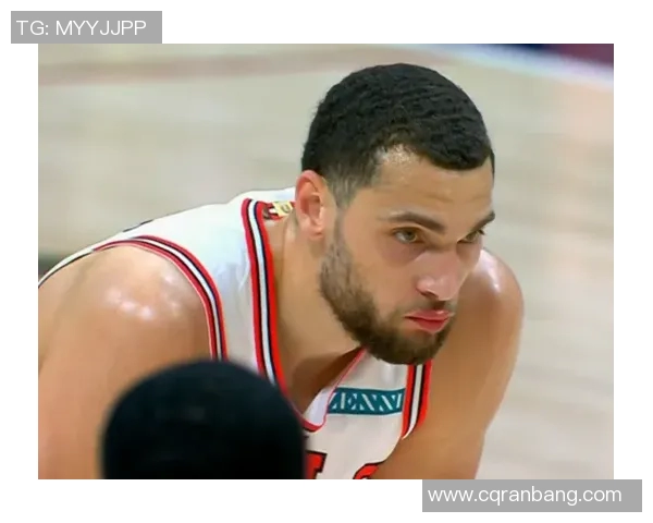 波斯特勾手不中&队友中路飞身补扣......等等 这是希尔德啊?! 波斯特勾手不中&队友中路飞身补扣......等等 这是希尔德啊?!